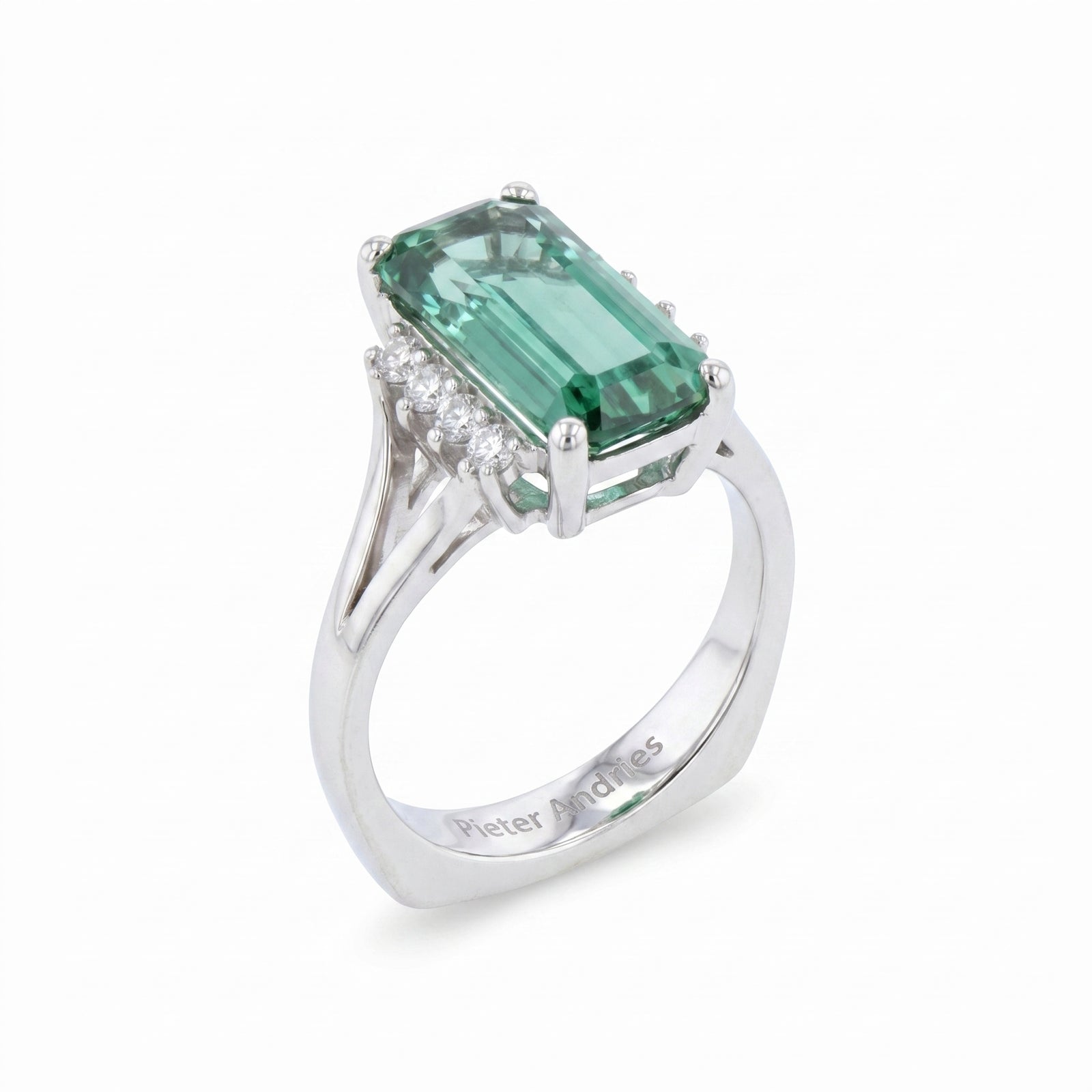 Green Tourmaline & Diamond White Gold Ring No. 072